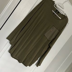 Lululemon men’s long sleeve “the Lab”